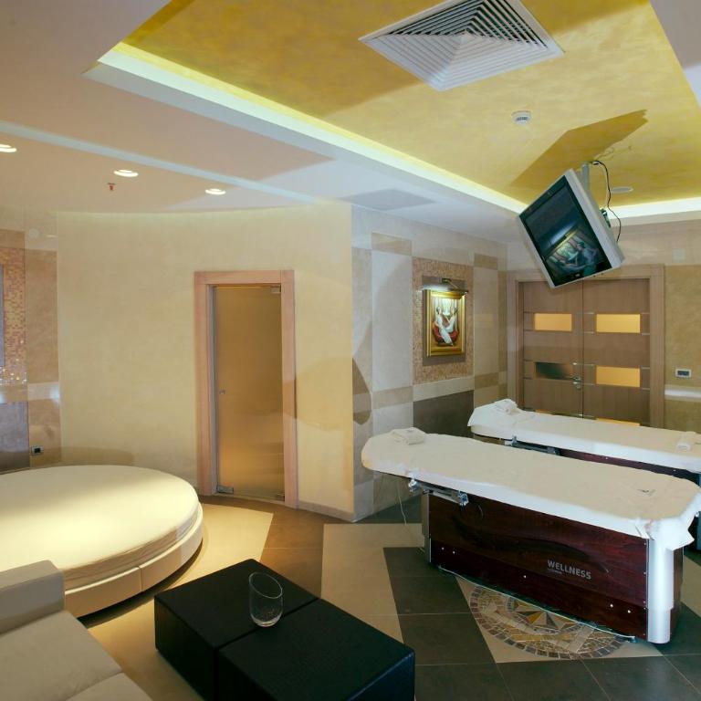 Monte Casa SPA & Wellness - Presidential Suite - 4