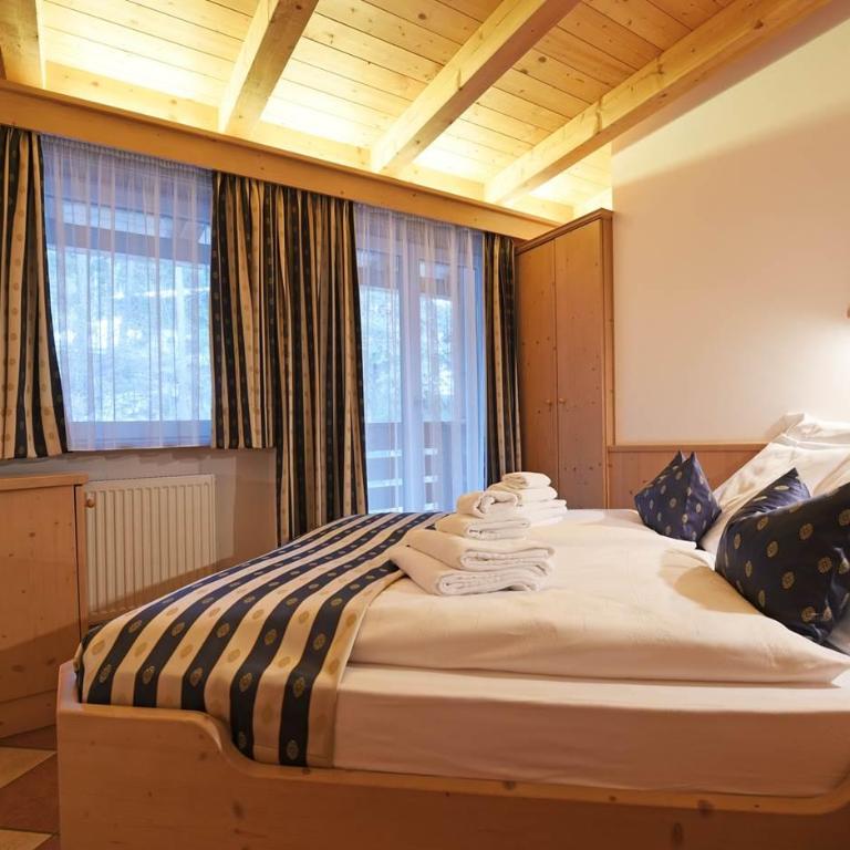 Alpin-Residence Amadeus - Three-Bedroom Apartment - 6