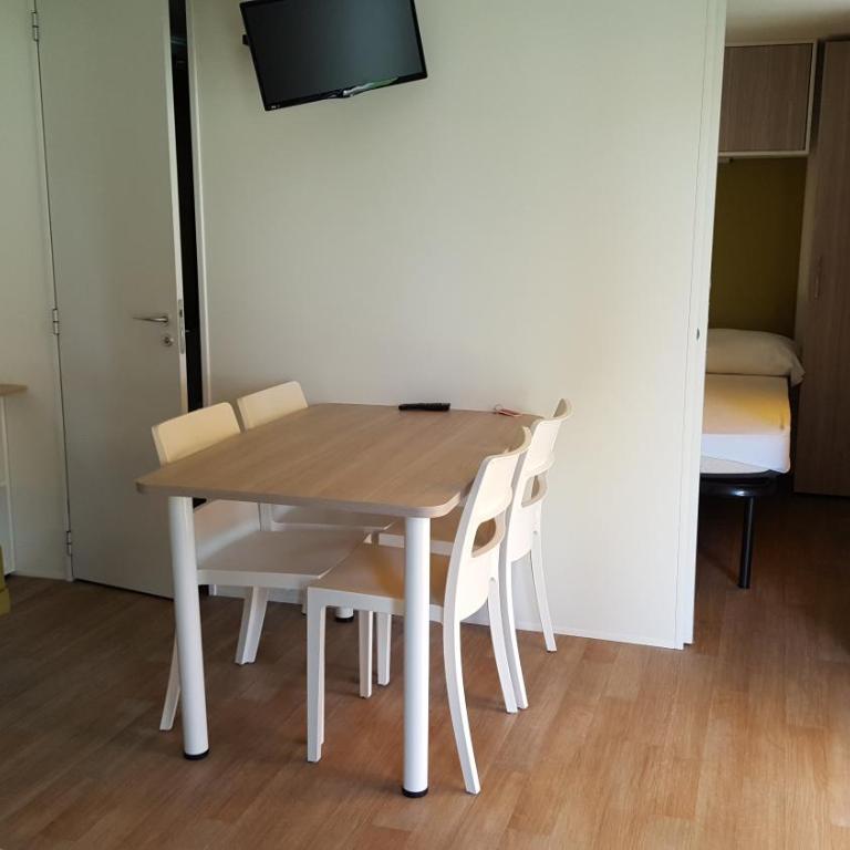 Campeggio del Garda - Casa Mobile Deluxe con 2 Camere da Letto - 14