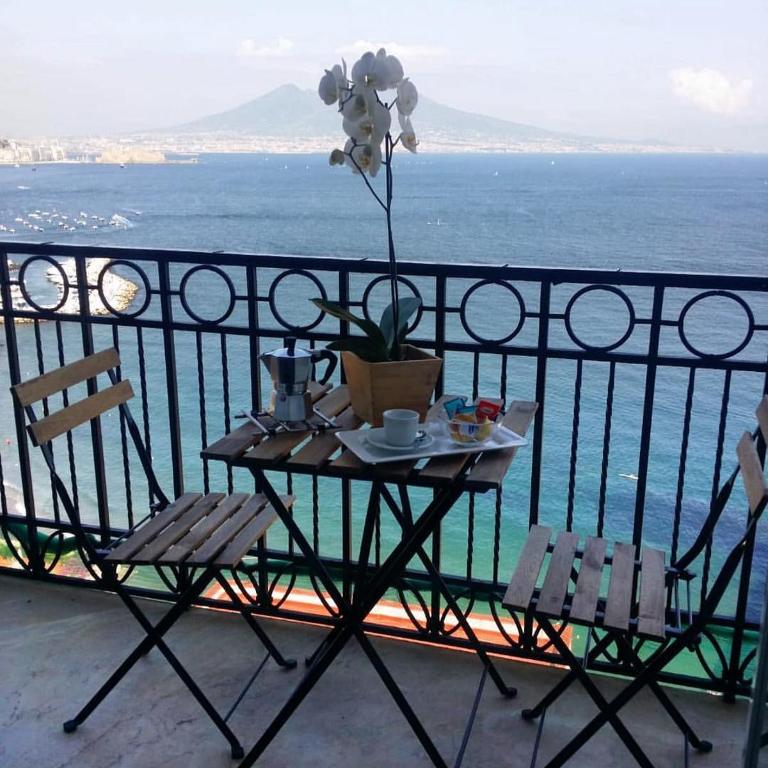 Lux - Double Room with Balcony and Sea View - 11