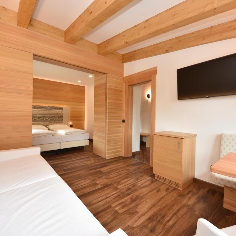Belvedere Dolomites Flower Hotel - Suite con Vista Montagna - 3