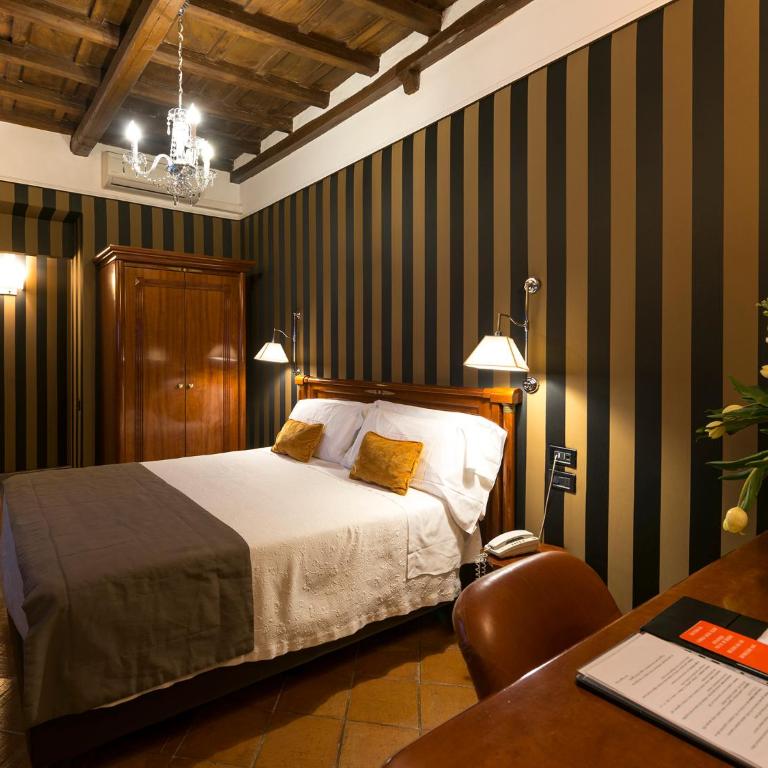 IG Suites - Camera Matrimoniale/Doppia con Letti Singoli con Doccia - 1