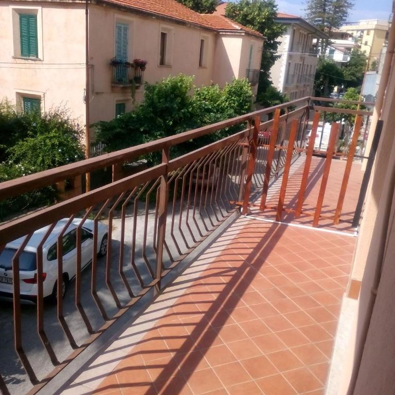 Camera Sui Tigli - Double Room with Private Bathroom - 3