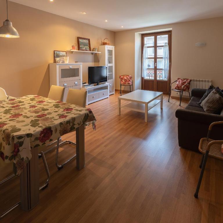 Apartamentos Mirando Llanes - Deluxe Apartment - 2