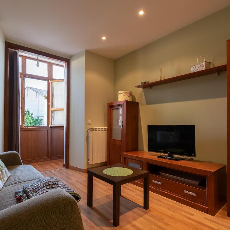 Apartamentos Mirando Llanes - One-Bedroom Apartment - 11
