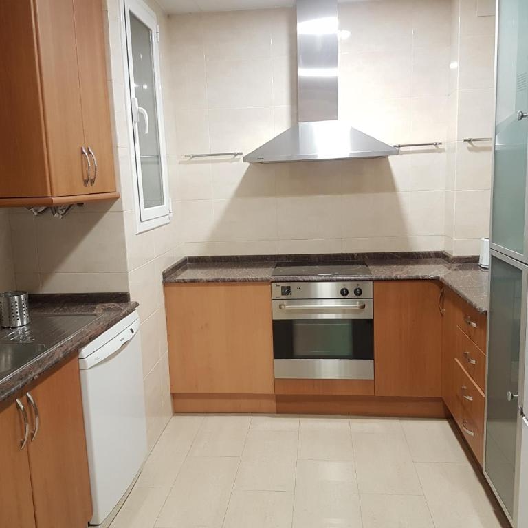 ApartSuits Tarragona Rambla Nova 24 - Apartamento con balcón - 3