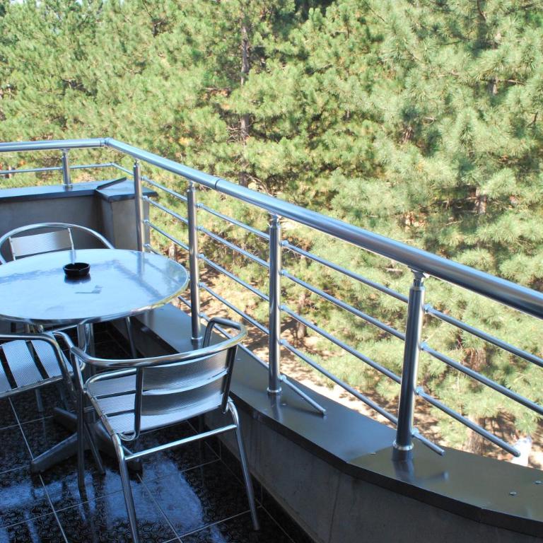 Guesthouse Sunny - Trokrevetna Soba sa Pogledom na Grad - 2