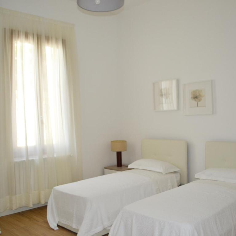 Le Tre Orchidee Florence - Camera Matrimoniale/Doppia con Letti Singoli con Bagno Privato Esterno - 3