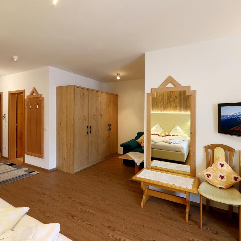 Hotel Kristall - Suite Superior Familiare - 7
