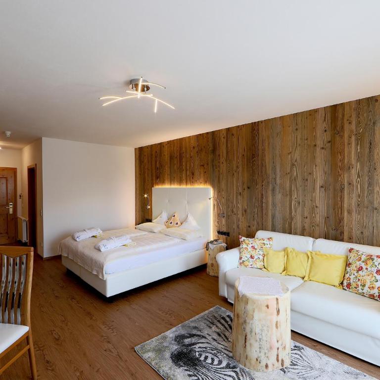 Hotel Kristall - Suite Superior Enzian - 1