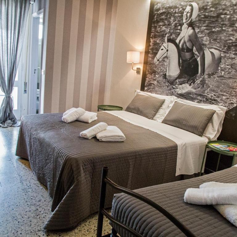 Hotel Hollywood Nuova Gestione 2026 - Triple Room with Balcony - 2