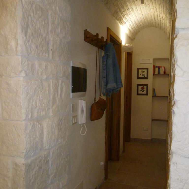 Trulli La collinetta - One-Bedroom House - 33