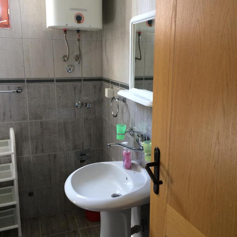 Apartmani KNEŽEVIĆ - Apartment - Ground Floor - 14