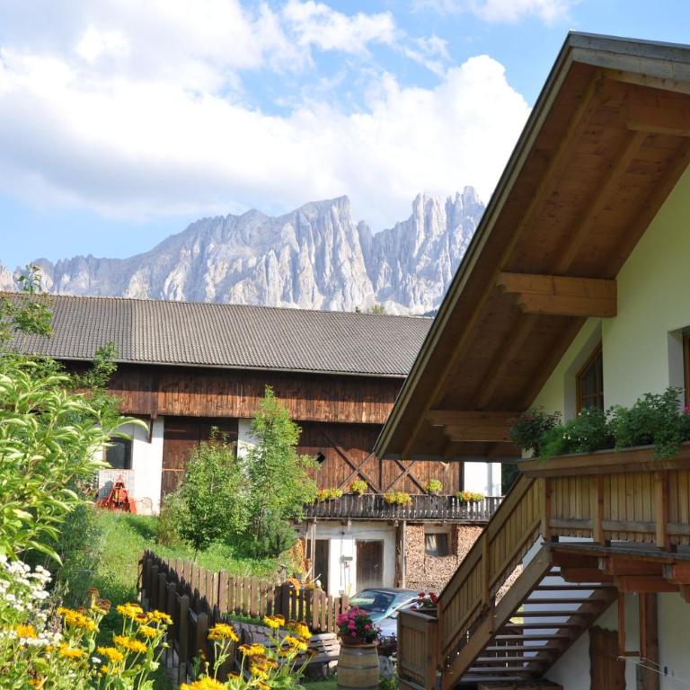 Apartment Christian Welschnofen - Aktiv, Genuss und Natur in den Dolomiten, nahe am Karersee, inklusive Eggental Guest Card - One-Bedroom Apartment with Terrace - 3