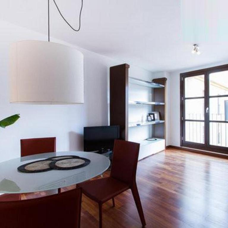Happy Apartments Valencia - Two-Bedroom Apartment with Terrace (5 Adults) - 3