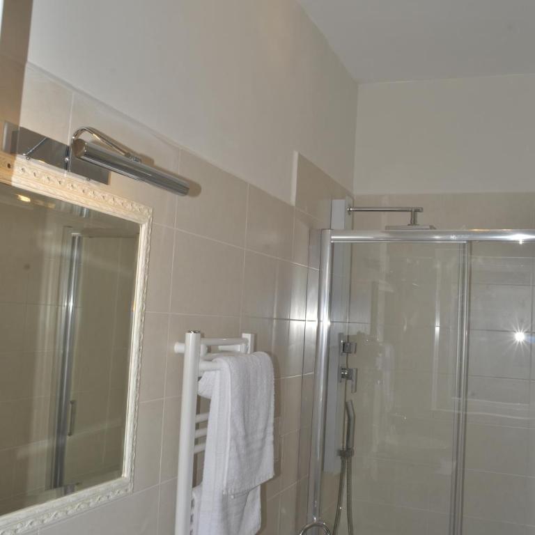 L’OPERÀ - Deluxe Double or Twin Room - 5