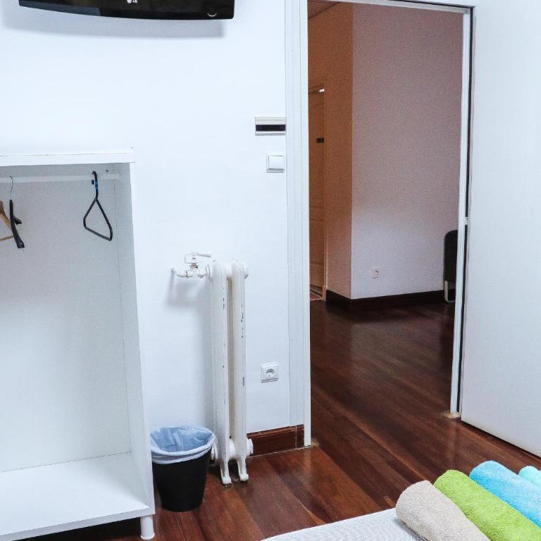 Kasa Ronda Nº Registro Gobierno Vasco LSS00131 - Habitación Doble Estándar Interior con baño compartido - 5