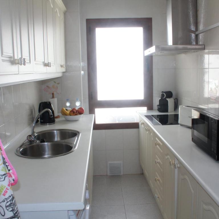 Elizabeth Beach Apartment with Seaviews! - Apartment - 26