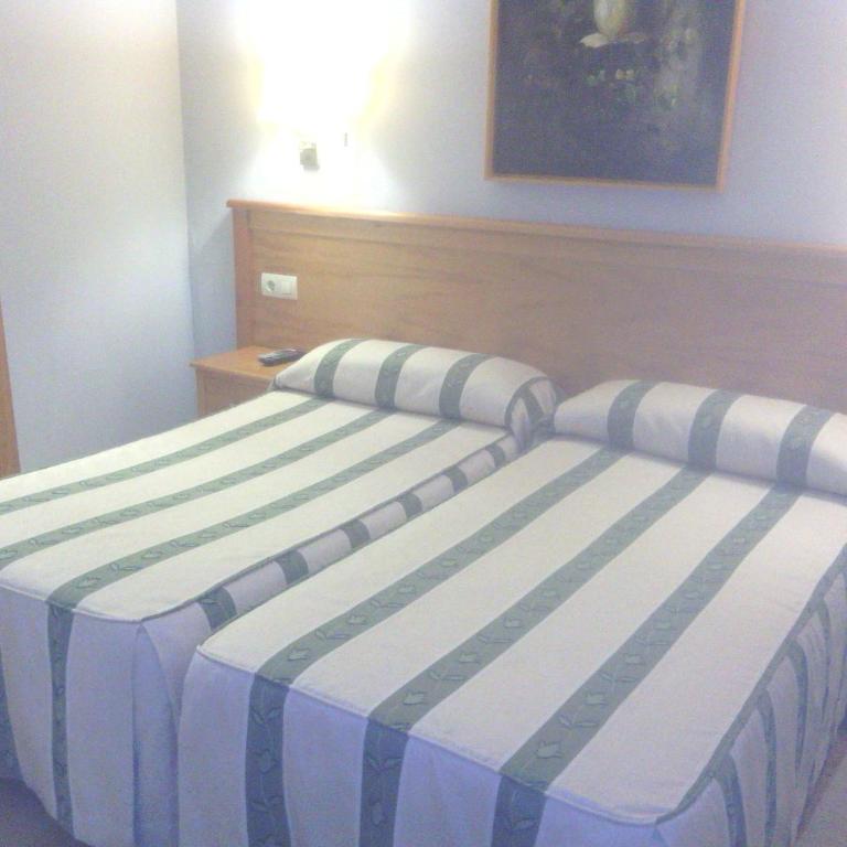Hotel Goya - Habitación Doble - 2 camas - 6
