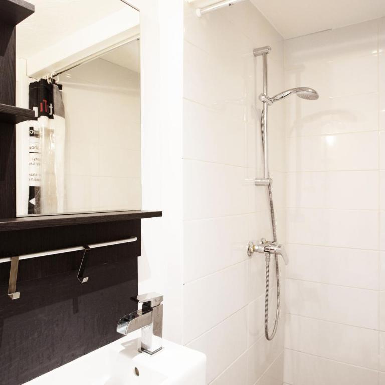 GregBnb - Studio Cosy - CLIMATISÉ - WIFI - 15min Gare - Studio - 17