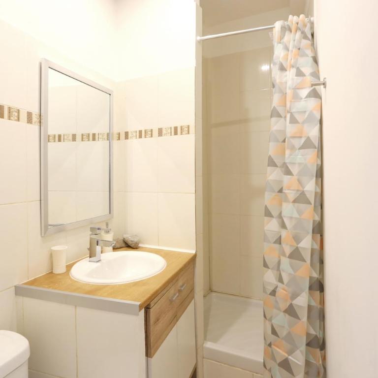 GregBnb - T2 Cosy et design - WiFi - 15min Gare - Appartamento con 1 Camera da Letto - 15