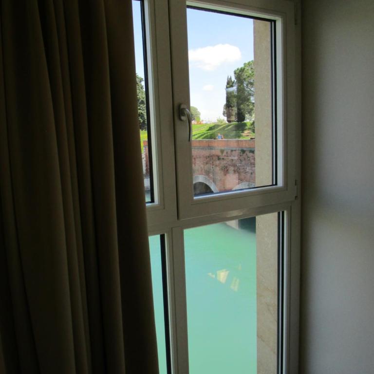 Voltoni Luxury Home - Deluxe One-Bedroom Apartment with City View - 10