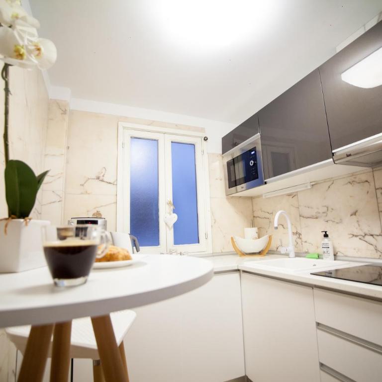 Juan Bautist Lafora, 2, Alicante - Apartment - 14