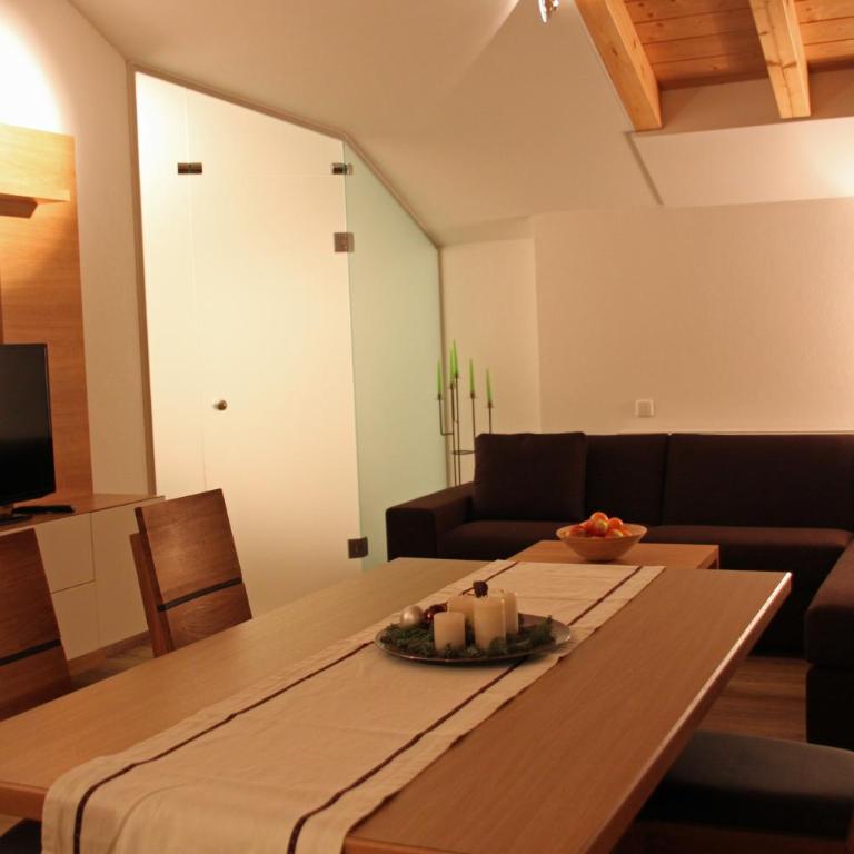 Pension Café Maier - Apartment mit 1 Schlafzimmer und Balkon - 25