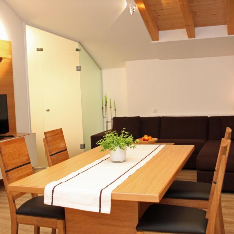 Pension Café Maier - Apartment mit 1 Schlafzimmer und Balkon - 13