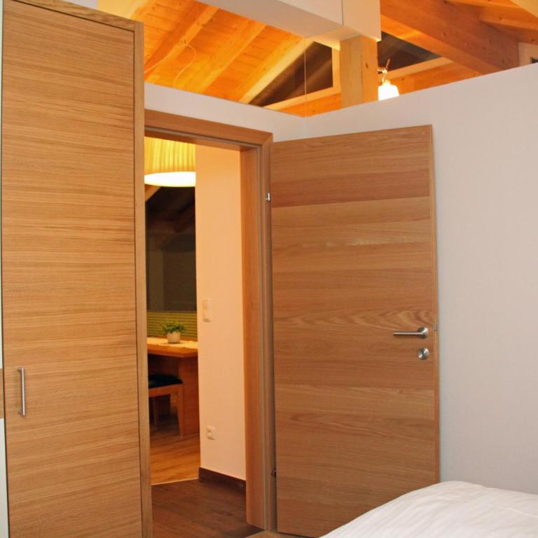 Pension Café Maier - Apartment mit 1 Schlafzimmer und Balkon - 19