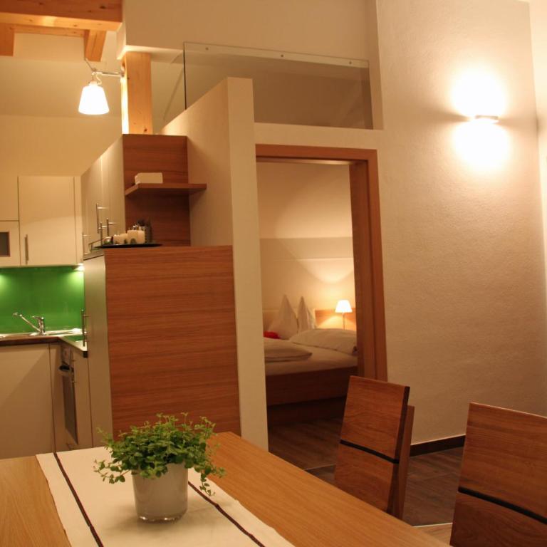 Pension Café Maier - Apartment mit 1 Schlafzimmer und Balkon - 20