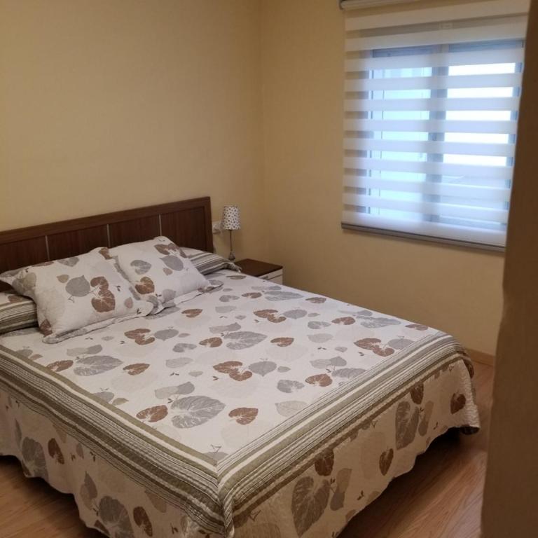 Calle de Dona Dolsa n6, 2Dcha - Apartment - 9