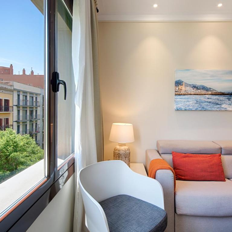 Eixample Building Apartments by Mercedes Heritage - Three-Bedroom Apartment - 12