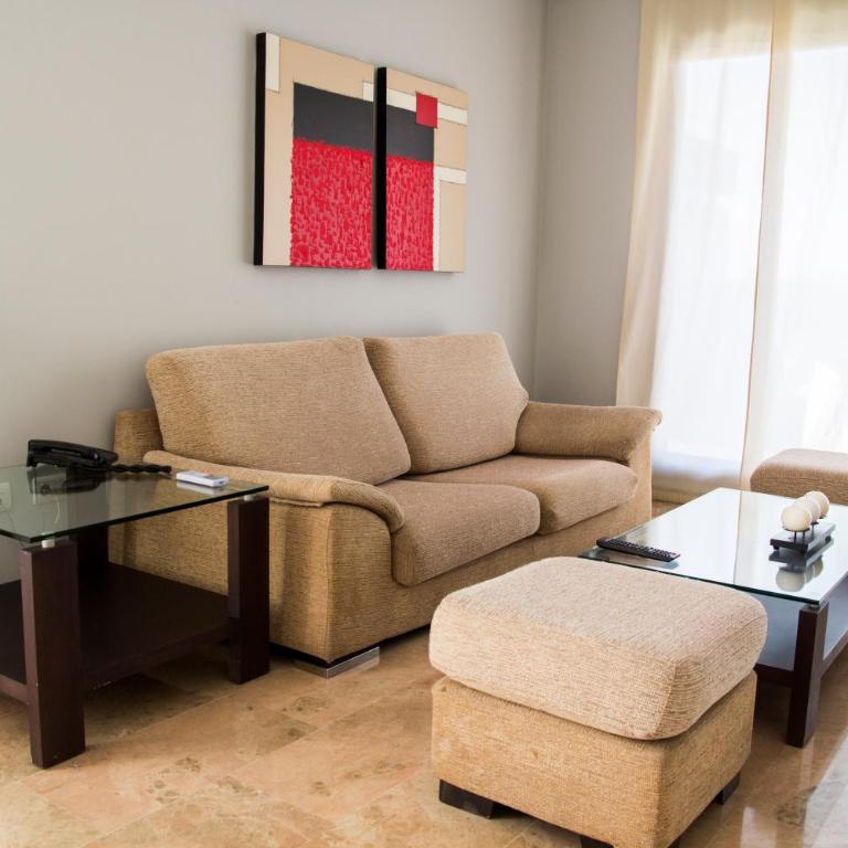 Apartamentos Plaza Picasso - Duplex Penthouse Apartment with terrace (3 adults) - 4