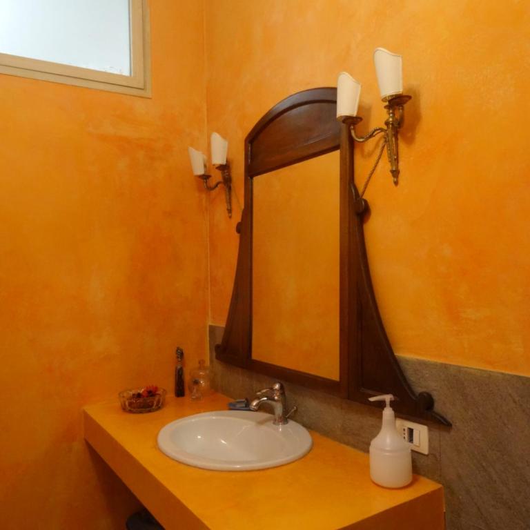 Interno 7 - Camera Singola con Doccia e Servizi Igienici in Comune - 9
