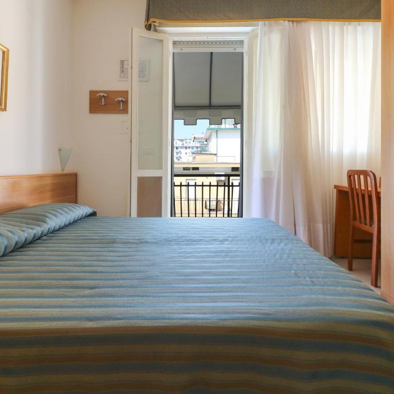 Hotel Jesulum - Camera Matrimoniale Standard - 1