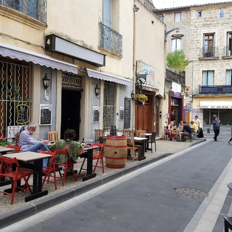 Au QUATRE, 2em étage centre historique - Appartement - 6