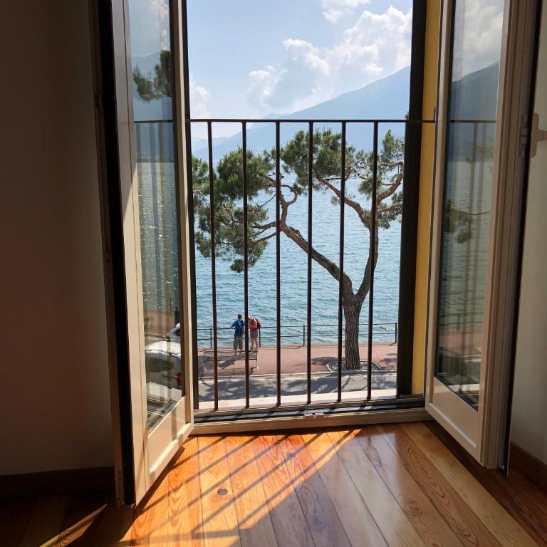 Hotel Mojito - Camera King con Vista Lago - 6