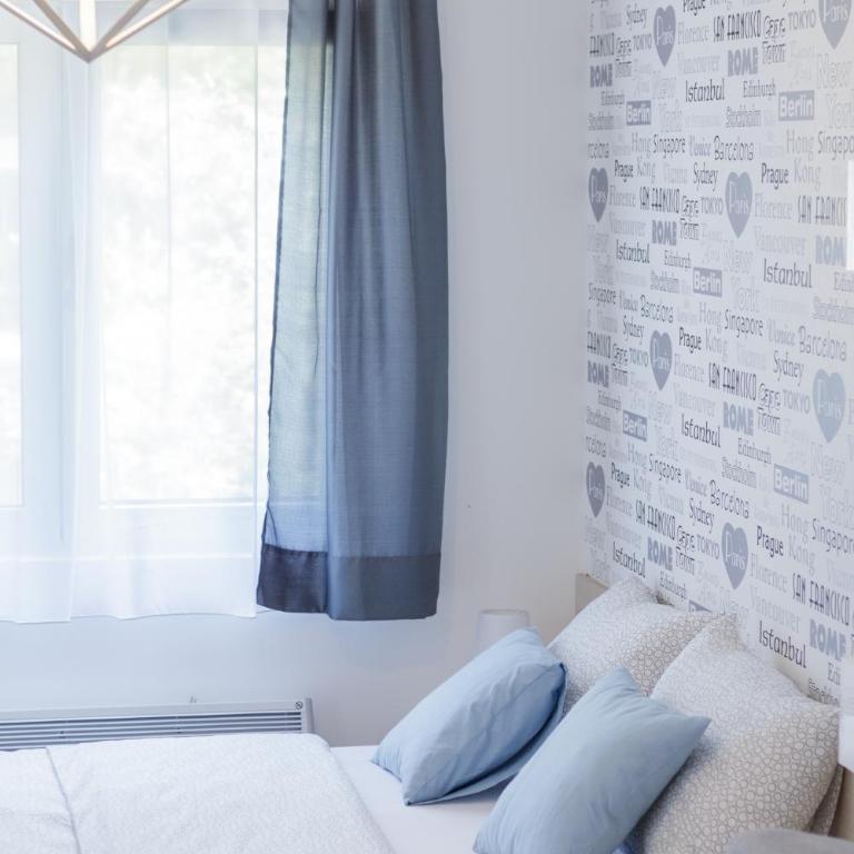 Apartments Karamarković - Studio - 11
