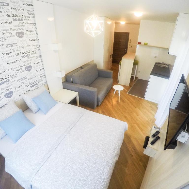 Apartments Karamarković - Studio - 7