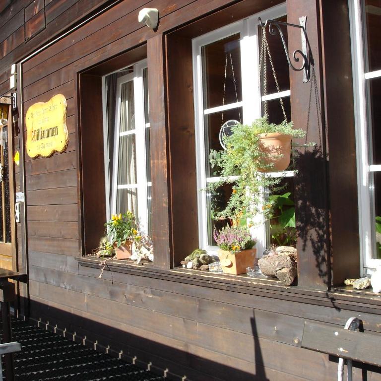 Lehmann's Herberge Hostel - Doppel-/Zweibettzimmer - Dachgeschoss - 4