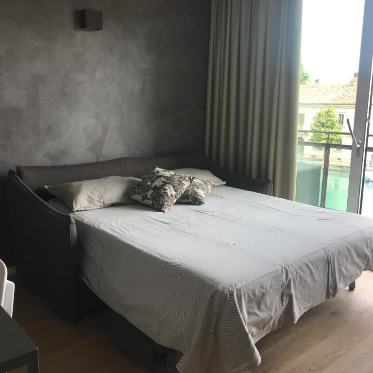 Voltoni Luxury Home - Deluxe One-Bedroom Apartment with City View - 12