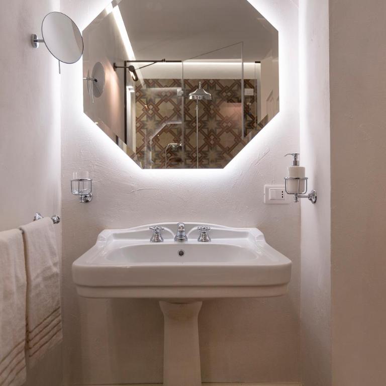 Residenza Palazzo Brenzoni - One-Bedroom Apartment - 1