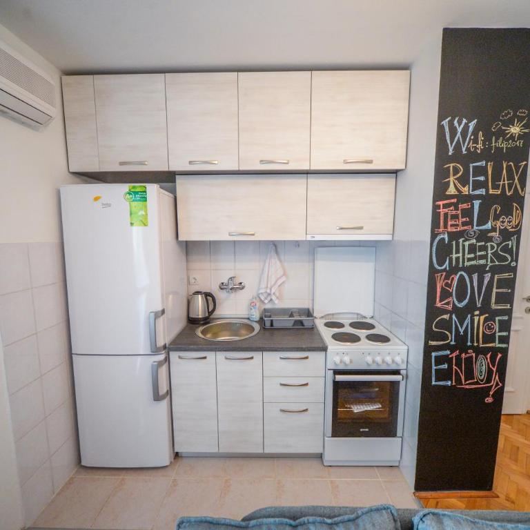 City In Apartment - Apartment - 19