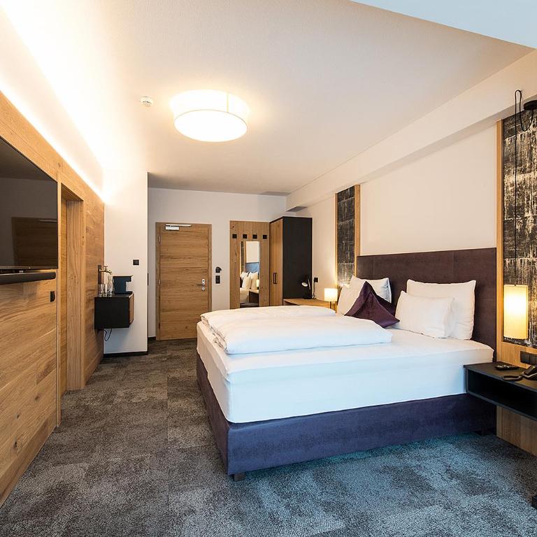 Arthur's Hotel und Apartments am Achensee - Deluxe Doppelzimmer mit Balkon - 6