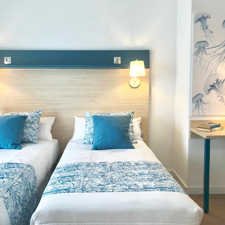 Hotel Salou Beach Family Rentalmar - Habitación Familiar (4 adultos) - 26
