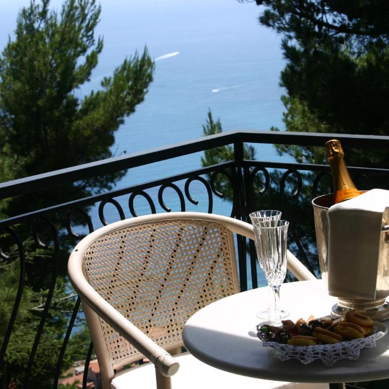 La Riserva di Castel d'Appio- Charme & Relax - Suite mit Meerblick - 7