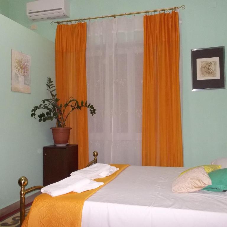 Victoria - Double or Twin Room - 5