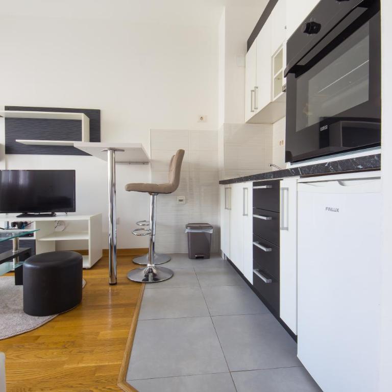 Zebra - Studio Apartment - 7