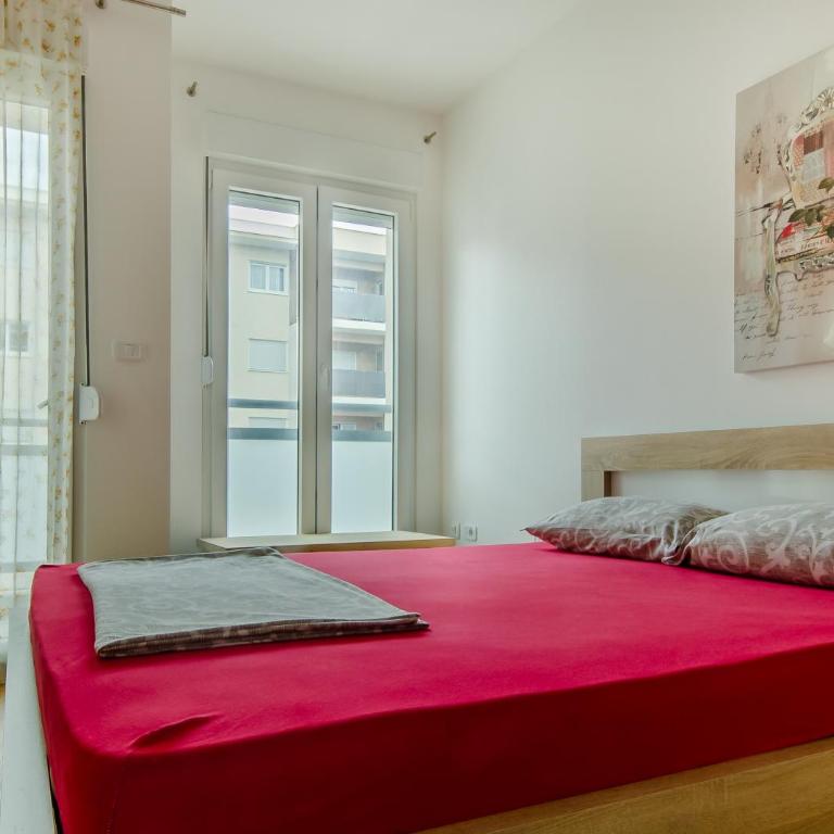 Zebra - One-Bedroom Apartment - 5